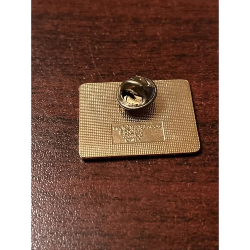 1996 Atlanta Olympics Izzy Soccer Nations Bank Official Sponsor Lapel Hat‎ Pin